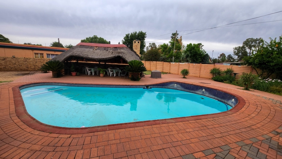 3 Bedroom Property for Sale in Stilfontein Ext 4 North West